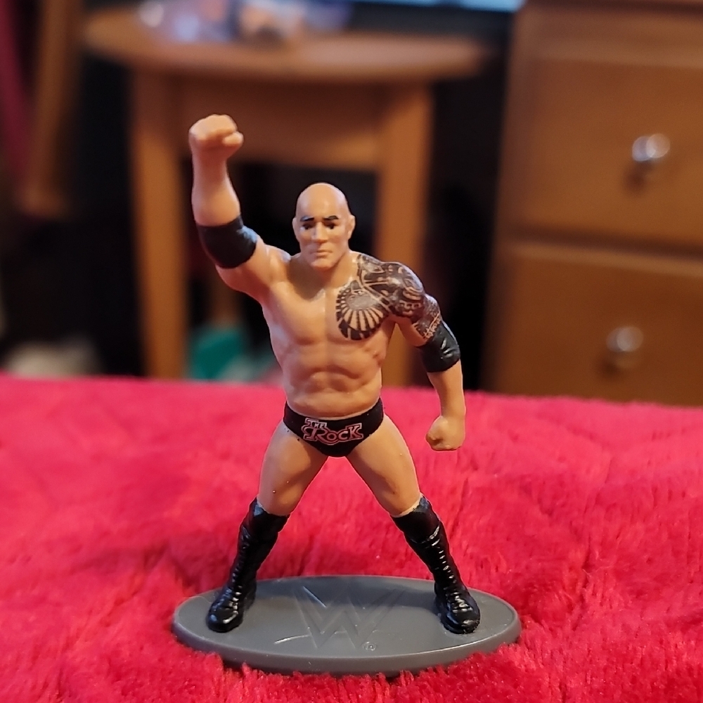 2019 Mattel Micro WWE Dwayne Johnson The Rock 3" Toy Figure